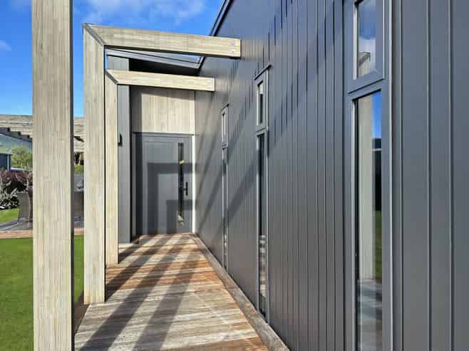 135 Lisland Drive, Kinloch
