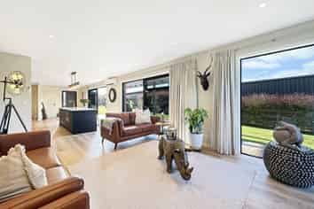 135 Lisland Drive, Kinloch