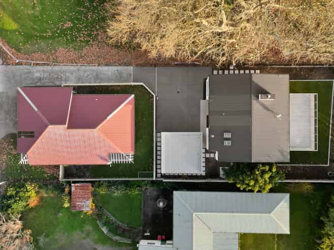 801A River Road, Chartwell