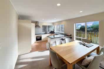 15A Tolben Place, Golflands