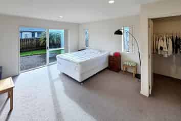 15A Tolben Place, Golflands
