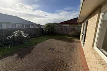 15A Tolben Place, Golflands