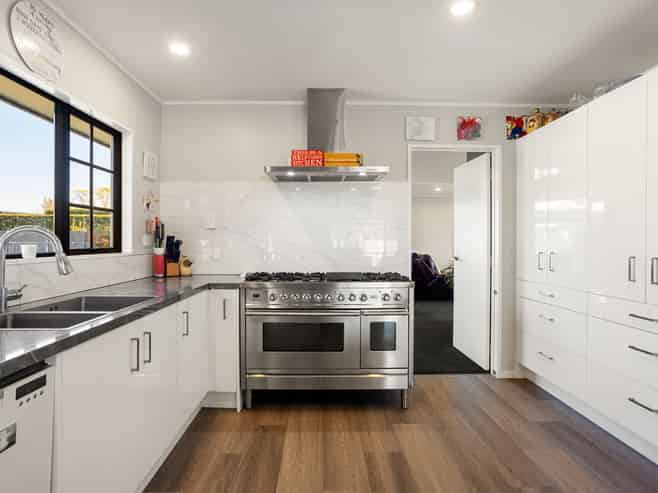 64 Athlone Drive, Cambridge