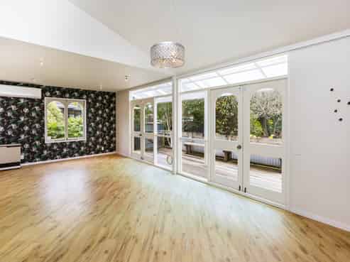 2 Gloucester Street, Silverstream