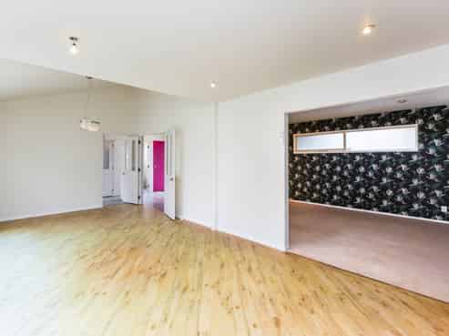 2 Gloucester Street, Silverstream