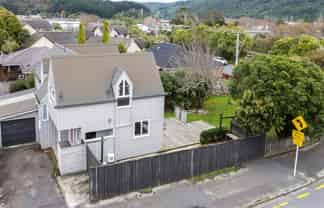 2 Gloucester Street, Silverstream