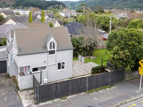 2 Gloucester Street, Silverstream