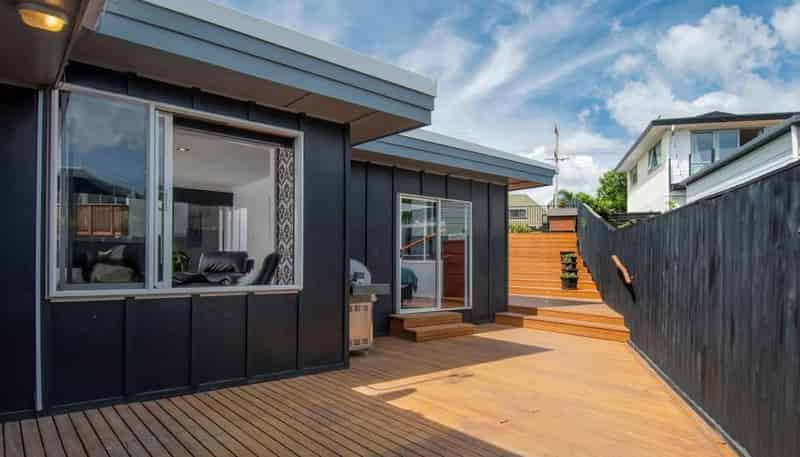 1223 Papamoa Beach Road, Papamoa Beach