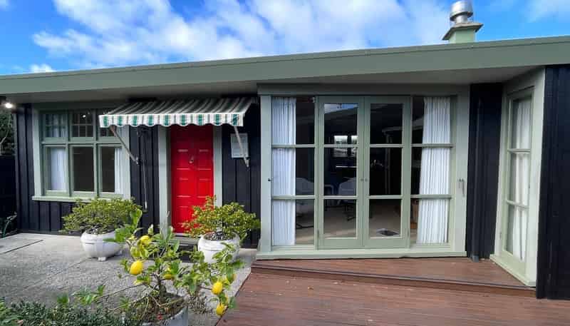 16A Laurence Street, Manly