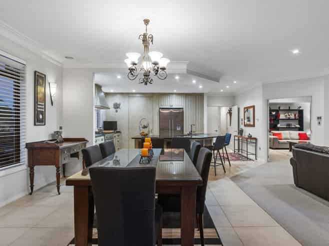 36 Contour Avenue, Pyes Pa