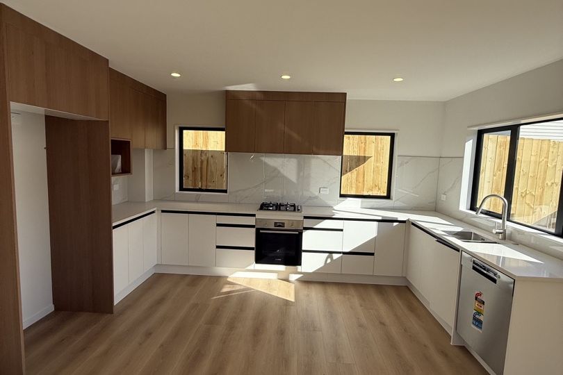 Spacious 4-Bedroom Family Home + Dedicated Study/Home Office - Widok 4