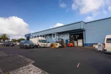 RARE INDUSTRIAL OPPORTUNITY IN MORNINGSIDE