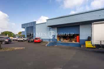 RARE INDUSTRIAL OPPORTUNITY IN MORNINGSIDE
