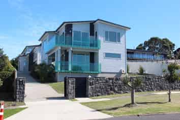 138B Beach Road, Castor Bay
