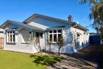 76 Victoria Avenue, Palmerston North