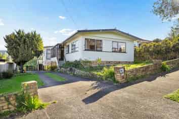 31 Laburnum Road, New Windsor
