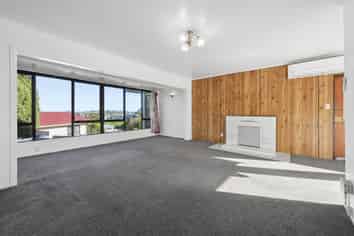 31 Laburnum Road, New Windsor