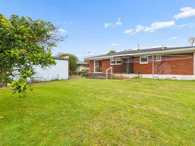 21 Fairview Avenue, Papakura
