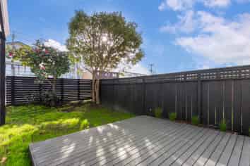8/27 Nikau Street, New Lynn
