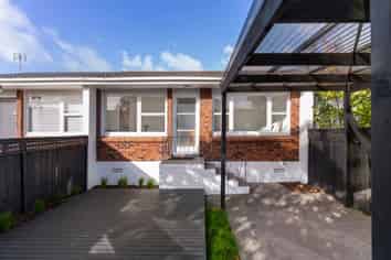8/27 Nikau Street, New Lynn