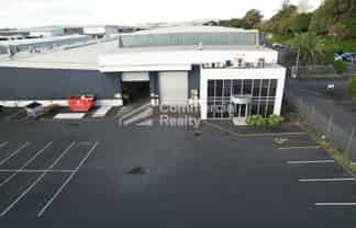 Well Positioned Warehouse In Mount Wellington