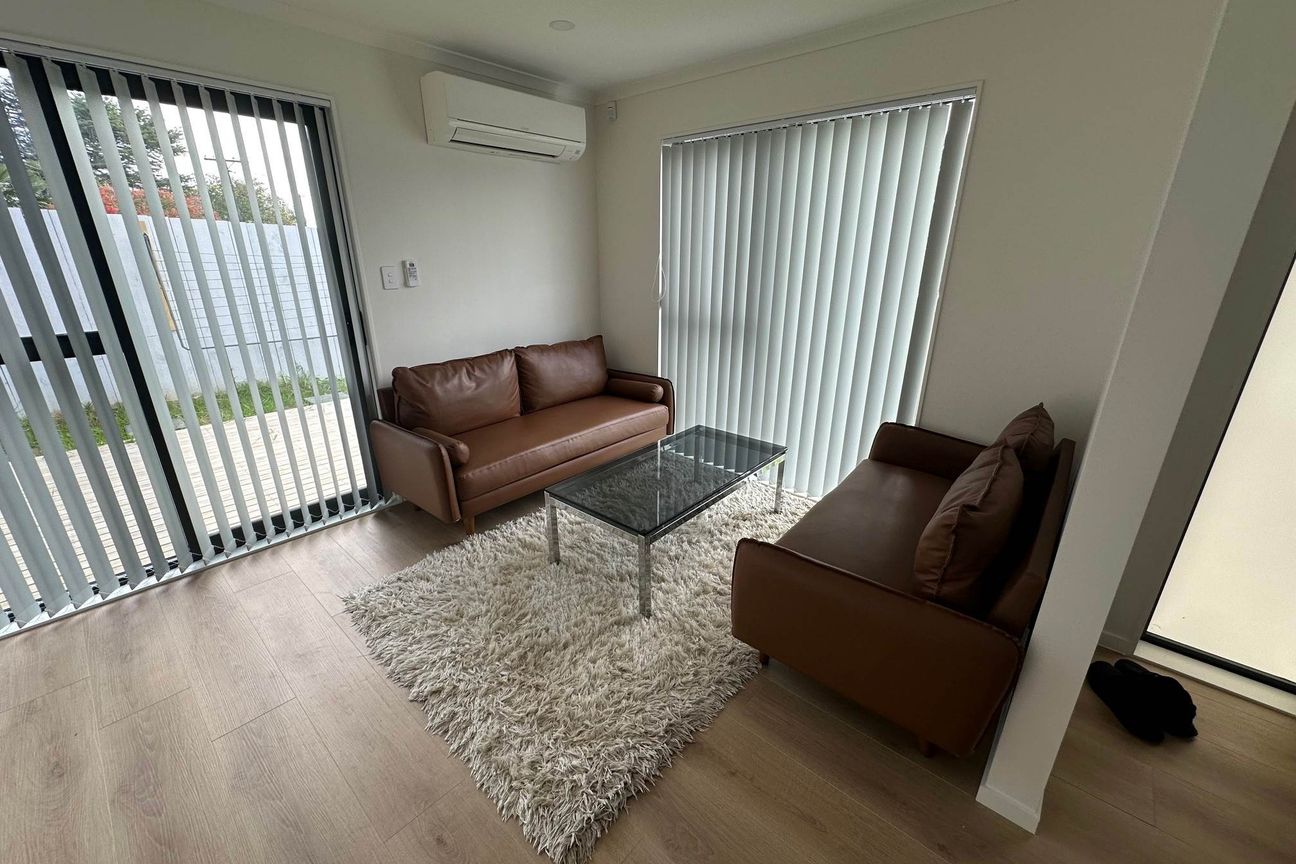 Modern Family Living Meets Ultimate Convenience! - Widok 4