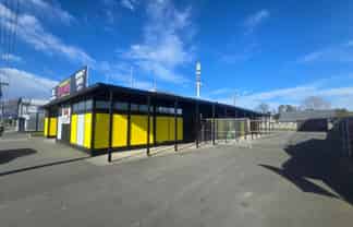 Standalone Building on 1,469m2 of Land