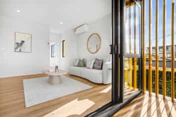 Lot 1/832 East Coast Road, Oteha