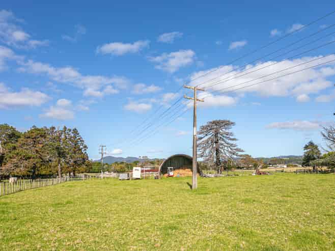 315 & 315A Woollams Avenue, Coromandel