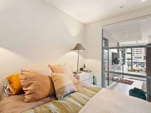 210/80 Riddiford Street , Newtown
