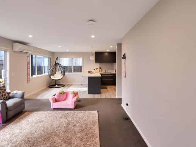 6 Okoutu Lane, Moera