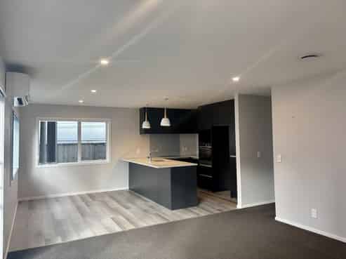 6 Okoutu Lane, Moera