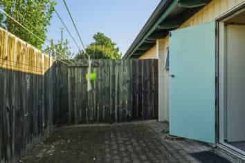 1/12 McKee Avenue, Fenton Park