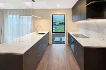 21 Emeline Chapman Dr, Cracroft