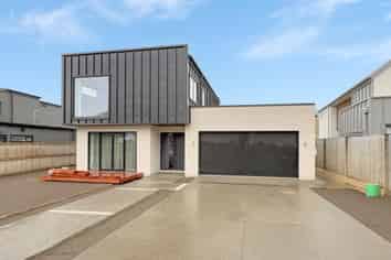 21 Emeline Chapman Dr, Cracroft
