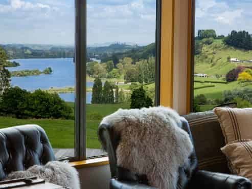 Luxury Lakeview Boutique Lodge