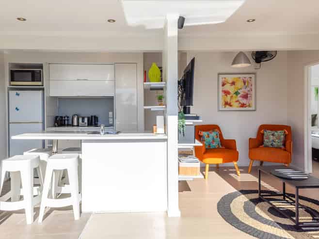AQ/4 Bay Road, Palm Beach