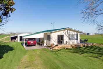 2080 State Highway 25, Orongo