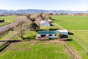 2080 State Highway 25, Orongo