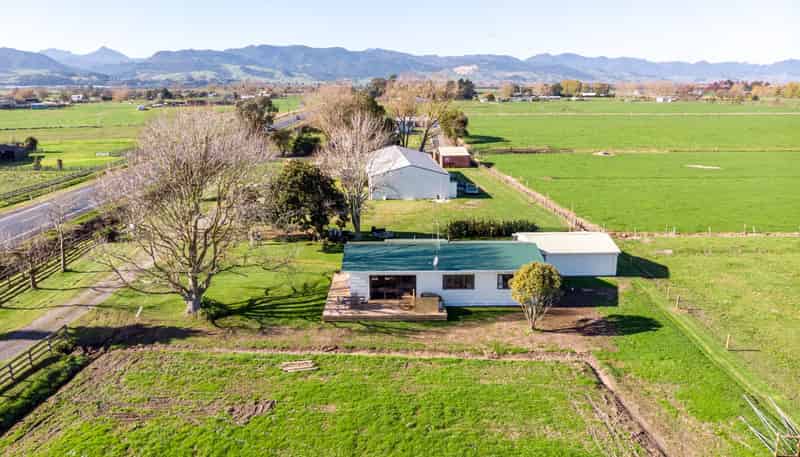 2080 State Highway 25, Orongo