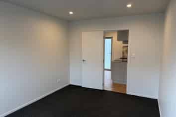 3/40A Belt Road, New Plymouth