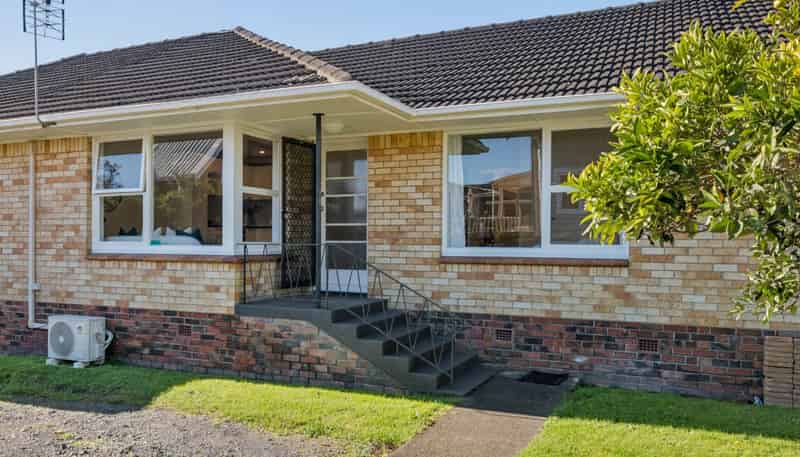 2/22 Kensington Avenue, Mount Eden