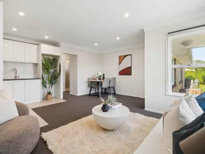 2/22 Kensington Avenue, Mount Eden