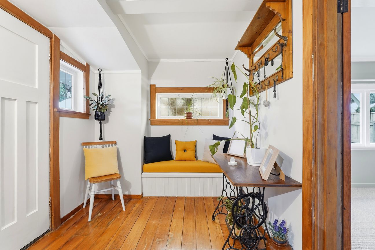 Once-in-a-Lifetime Riverfront Opportunity - Widok 4
