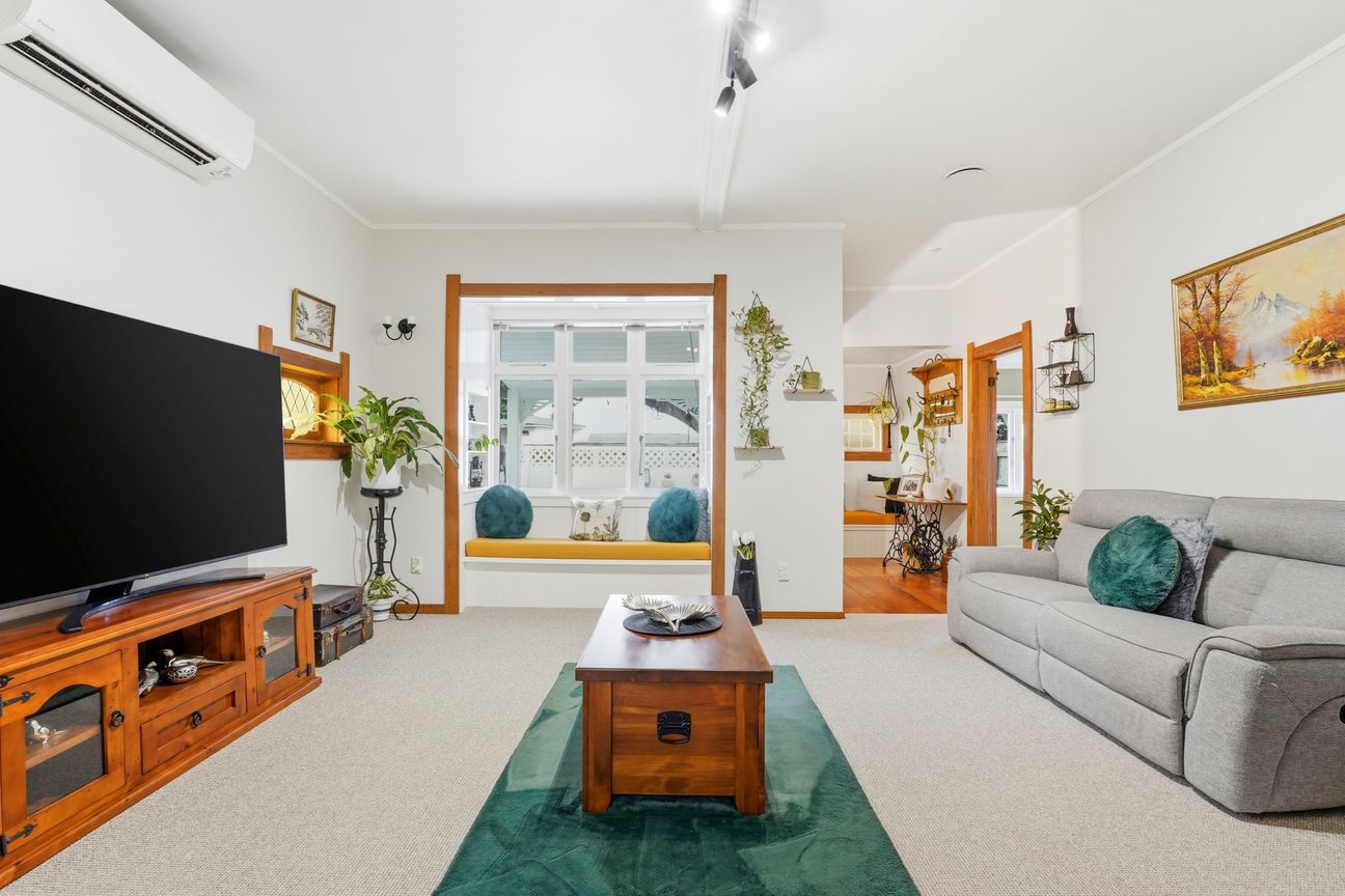Once-in-a-Lifetime Riverfront Opportunity - Widok 5