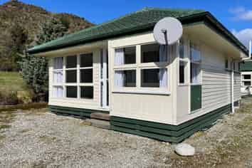 b/2 Dunn Street, Reefton