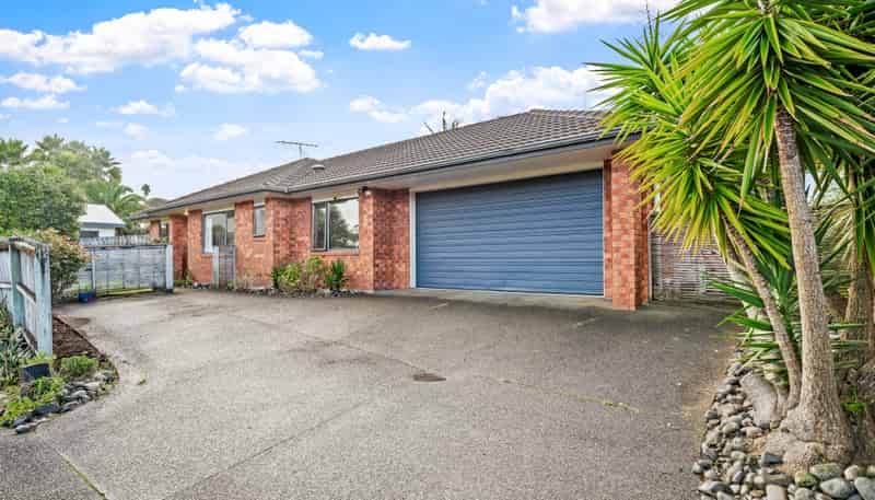 12 Mably Court, Stanmore Bay