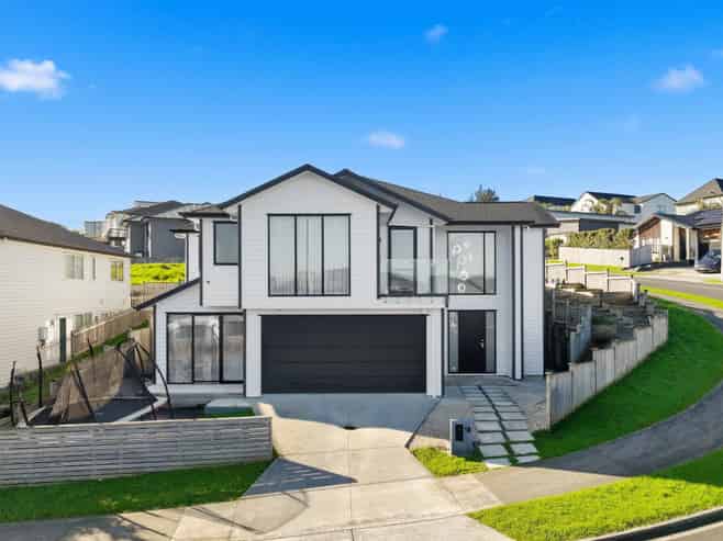 18 Takurua Terrace, Orewa