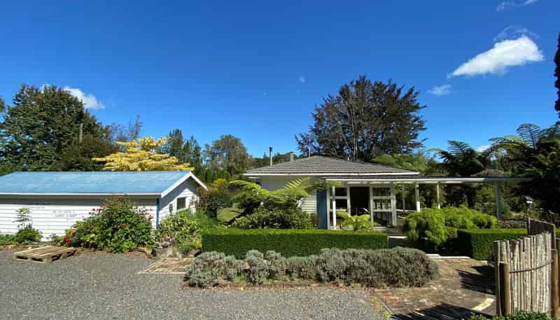 122 Maru Road, Pukeatua