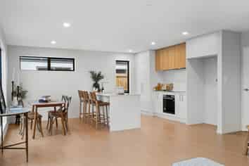8 Nicolson Street, Allenton